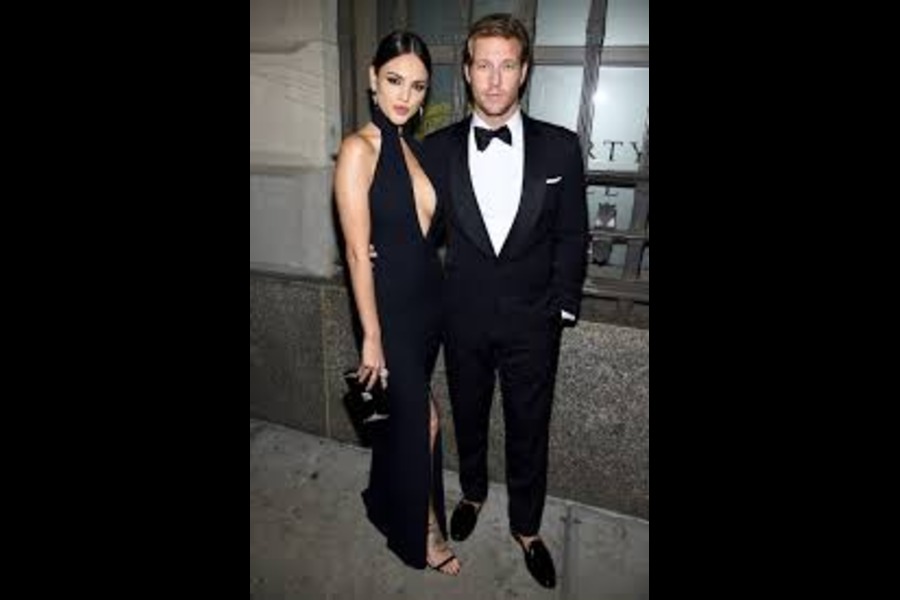 Luke Bracey Wife